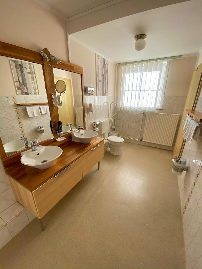 באד פאלינגבוסטל Hotel Sanssouci מראה חיצוני תמונה